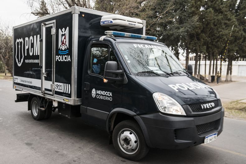 Policía Científica trabaja en la zona para determinar lo ocurrido en el complejo de Guaymallén (imagen de archivo)