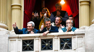 El ministro Sergio Massa, en los palcos de Diputados durante la aprobación de las reformas al Impuesto a las Ganancias. &nbsp;
