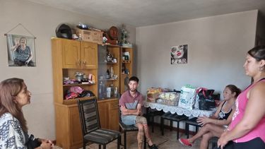 La Ciudad de Mendoza donó útiles escolares y alimentos a merenderos.
