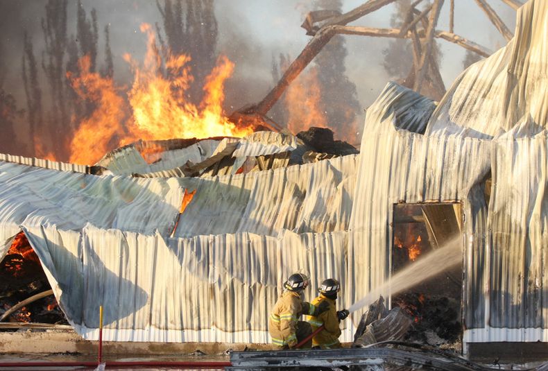 incendio galpon Andreu Transportes, bomberos, fuego