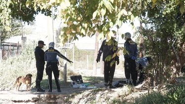 Hallazgo en Las Heras: Policía Científica trabaja en el lugar. Imagen de archivo. Hallazgo en Las Heras: Policía Científica trabaja en el lugar. Imagen de archivo.