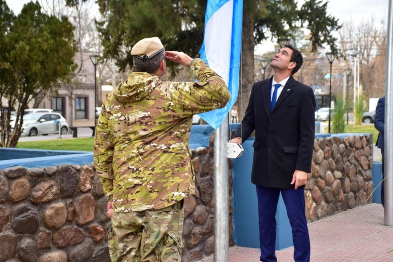 Tunuyán celebró el 9 de Julio con un acto encabezado por su intendente, Emir Andraos