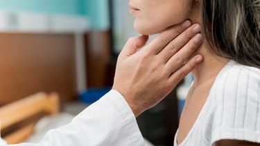 Especialistas del Hospital de Clínicas advirtieron un aumento de los casos de cáncer de cabeza y cuello asociados al VPH.