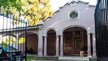 El agresor ingresó por la fuerza a la vivienda, ubicada en Las Heras, y habría intentado atacar a la víctima. El agresor ingresó por la fuerza a la vivienda, ubicada en Las Heras, y habría intentado atacar a la víctima.