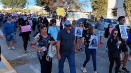 En Rawson marcharon para pedir justicia por el femicidio de Malén. Foto: Canal12web.com