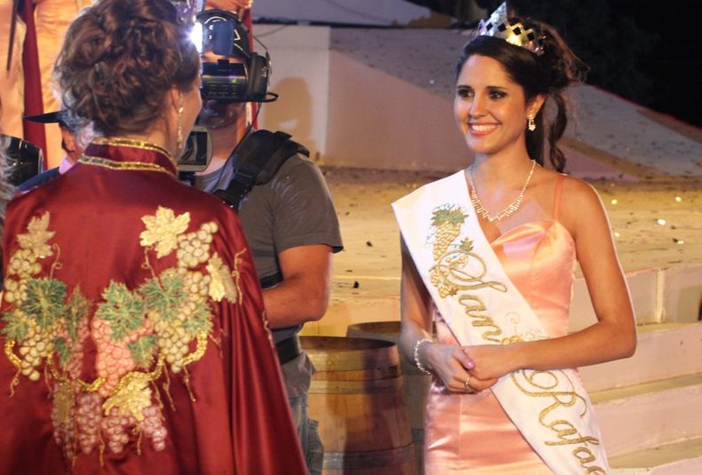 SAN RAFAEL, VENDIMIA 2014, CORONACION REINA DEPARTAMENTAL