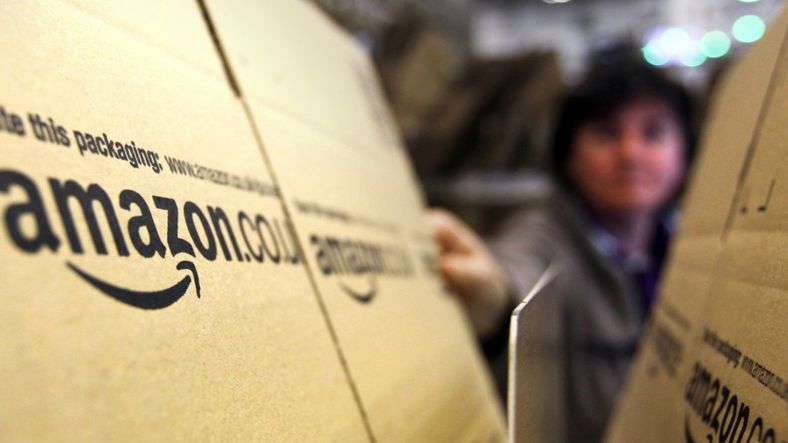 Toda una señal: Amazon subirá el salario mínimo de todos sus empleados