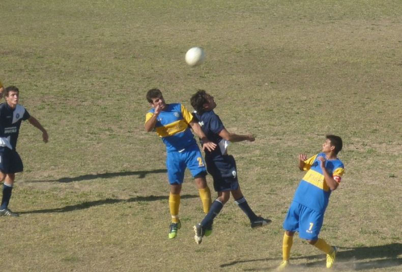 14  Huracán recibe en su cancha al Sport Club Quiroga- Sábado 23-8-14