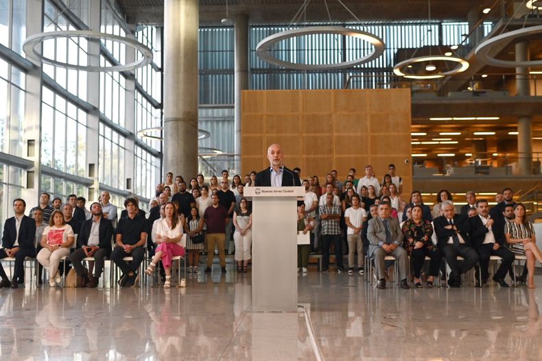 El jefe de Gobierno porte&ntilde;o estuvo acompa&ntilde;ado por varios dirigentes de Juntos por el Cambio