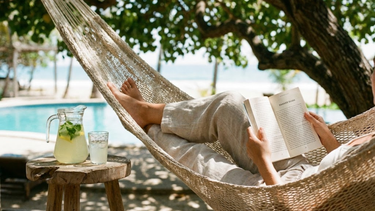 Literatura y verano: una selección de clásicos que se disfrutan más bajo el sol Literatura y verano: una selección de clásicos que se disfrutan más bajo el sol