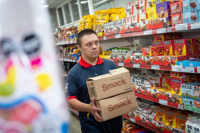 De lunes a sábados, Benjamín trabaja entre las 8 y las 12.