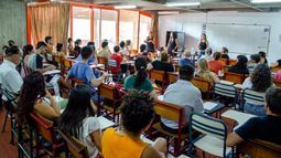 ¿Cuál es la situación actual de los docentes universitarios?