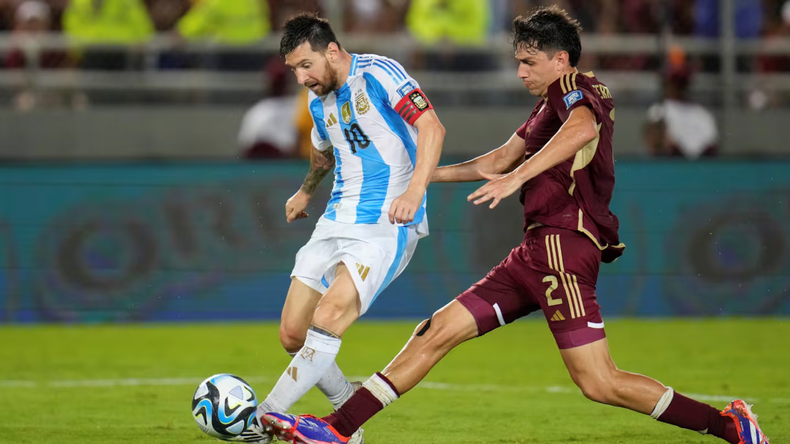 La Selecci&oacute;n de f&uacute;tbol de Argentina ya se encuentra en el pa&iacute;s. Volver&aacute; a jugar el pr&oacute;ximo martes para continuar con las Eliminatorias.
