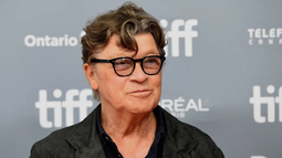 Dolor en el rock: murió Robbie Robertson.