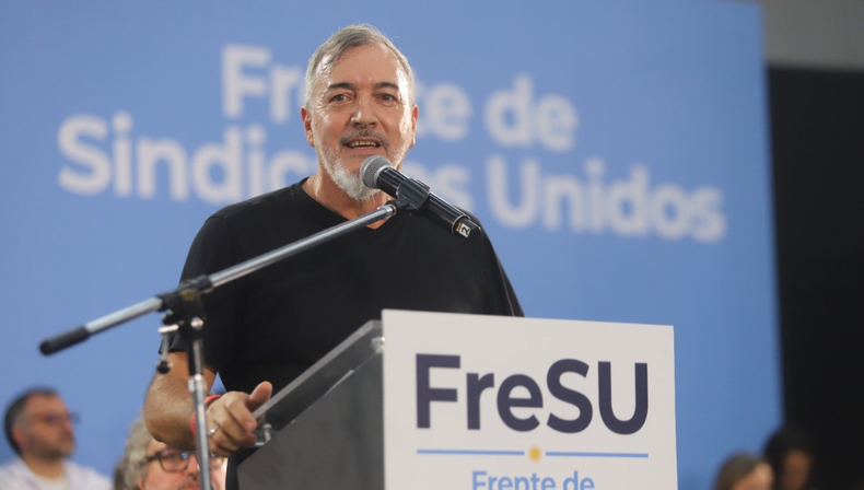 Aguiar calificó la salida de Manuel Adorni como un final triste y vergonzoso.