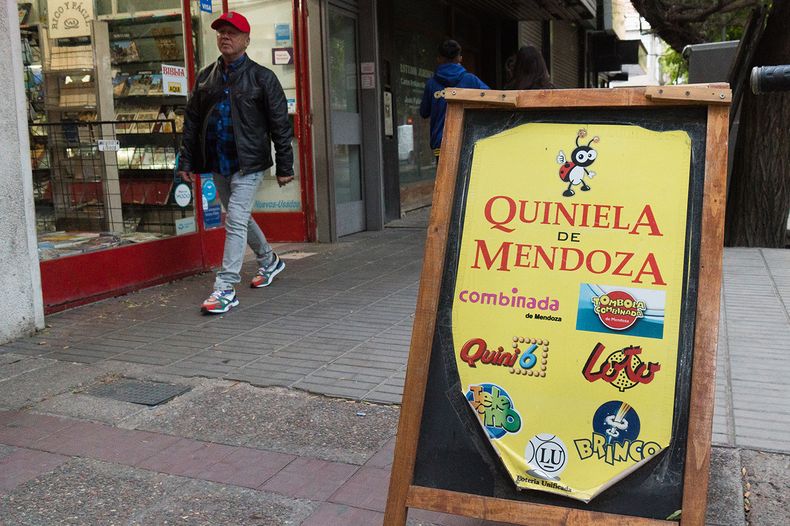 Quiniela de Mendoza hoy. Quiniela de Mendoza hoy.