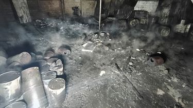Así quedó el depósito tras el incendio. Así quedó el depósito tras el incendio.