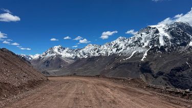 Mendoza estudiará y monitoreará sus glaciares junto al IANIGLA. Mendoza estudiará y monitoreará sus glaciares junto al IANIGLA.