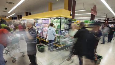 Baja del IVA ayudará al consumo y desinflará los precios