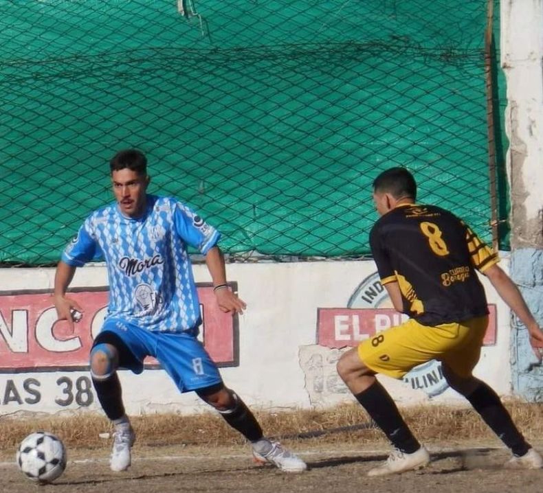 Fútbol. Deportivo Argentino, venció a Cuadro Benegas por 3 a &nbsp;0 y es el único líder de la B, sureña.&nbsp;