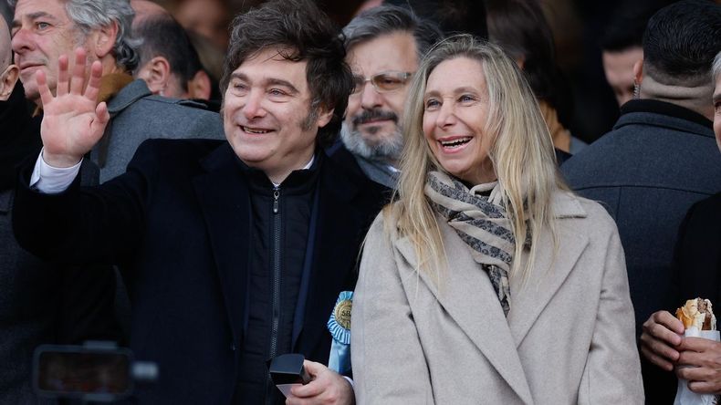 Javier y Karina Milei.