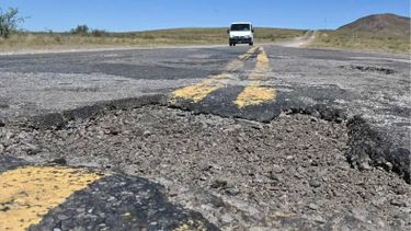La provincia negocia con Nación la reparación de rutas intransitables. La provincia negocia con Nación la reparación de rutas intransitables.