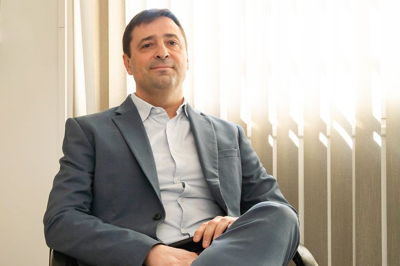 Martín Calzetta, recientemente elegido presidente del CEM, asegura que las empresas sufren un periodo de adaptación a un nuevo modelo.