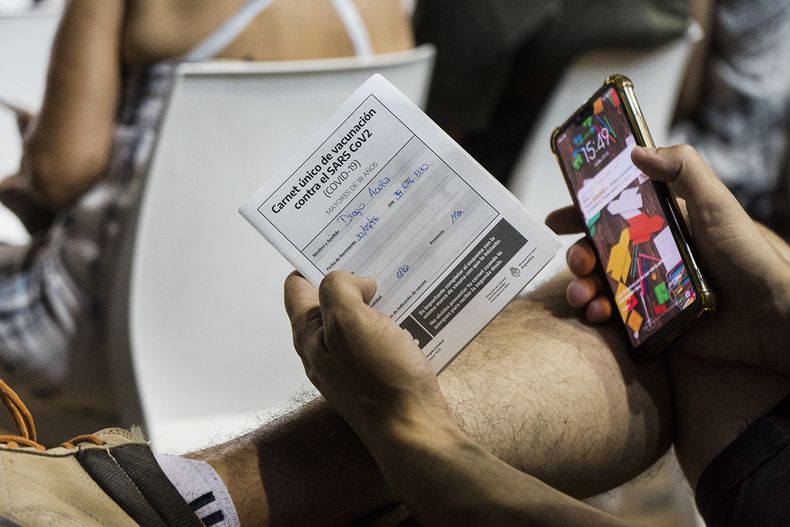 Solo algunas personas podrán acceder a la gratuidad de la vacuna contra el Covid-19. Solo algunas personas podrán acceder a la gratuidad de la vacuna contra el Covid-19.