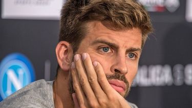 gerard pique  se dejo ver con su nueva novia, ana chia marti