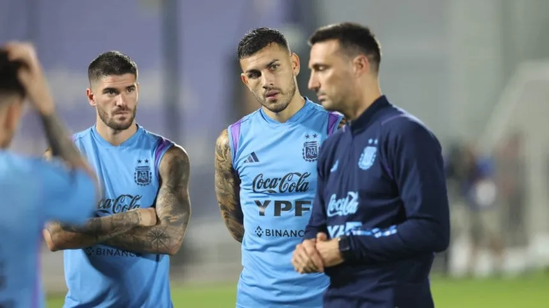 Rodrigo De Paul y Ángel Di María jugarían ante Países Bajos.