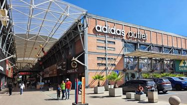 Fin de semana largo en Chile: outlets, shoppings y planes al aire libre en Santiago Fin de semana largo en Chile: outlets, shoppings y planes al aire libre en Santiago