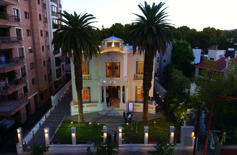 El Museo Carlos Alonso propone una nueva muestra artística.