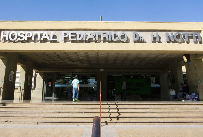 El miércoles en el Hospital Notti se analizarán las radiografías de tórax de los niños.
