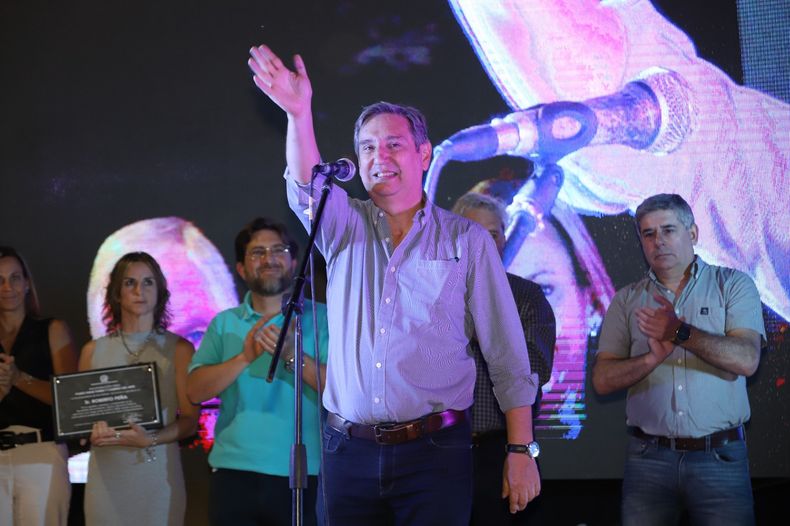 Emir Félix encabezará la lista del peronismo en Mendoza, que se presentará como 