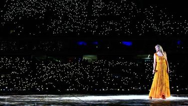 Conmoción por la muerte de una joven en el recital de Taylor Swift.