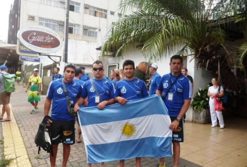 14 Sanrafaelinos subcampeones mundiales de rafting en Brasil. Juan Martín Sabas, Ariel Domínguez, Matías López y Marcelo Chino Ruíz Sábado 18 10 14