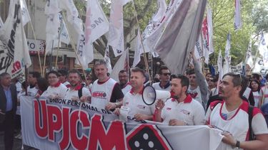 otro de los gremios mas duros a punto de cerrar: solo sute no acordo en paritarias