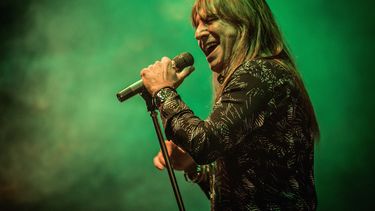 Adrián Barilari y sus canciones doradas en Mendoza
