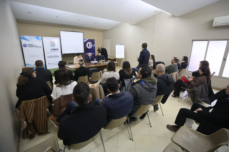 Se presentó en Valle de Uco el programa Mendoza - Comercio.