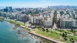 Informe privado estima que unos 6 mil argentinos pidieron la residencia fiscal en Uruguay
