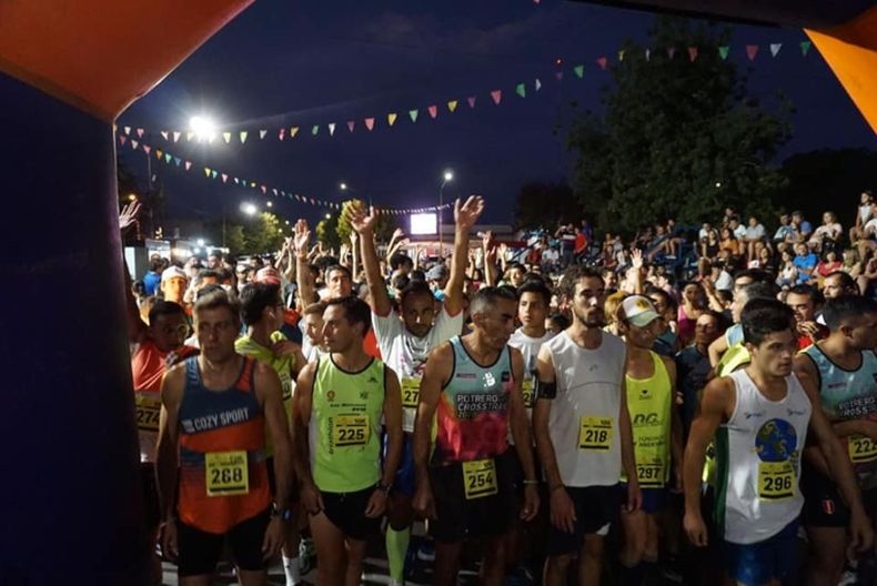 Maratón nocturna de las Reinas, este domingo en San Carlos