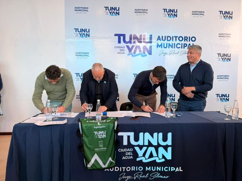 Acuerdo de los intendentes del Valle de Uco.