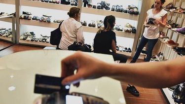 Mendoza refuerza con $200 millones programas para comercios y emprendedores Mendoza refuerza con $200 millones programas para comercios y emprendedores