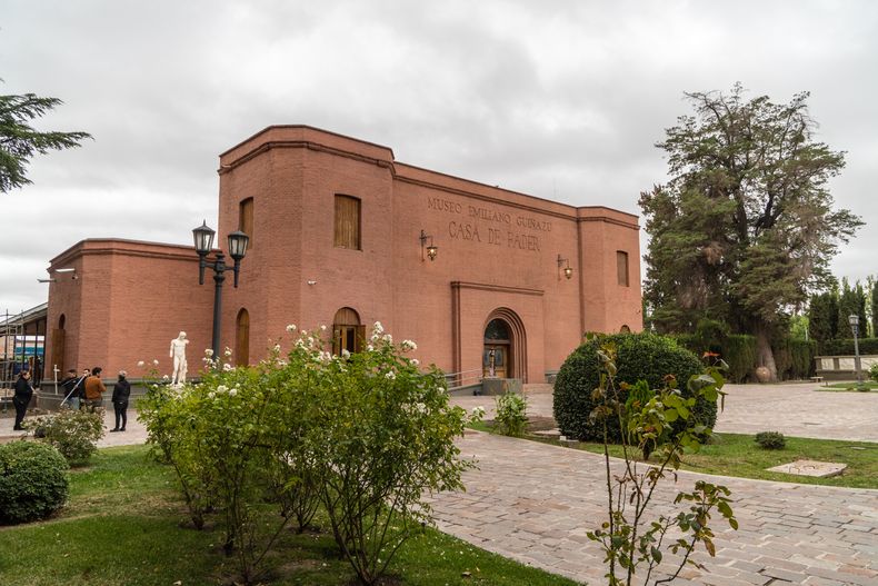 Mendoza se ilumina para recibir a pleno La Noche de los Museos.