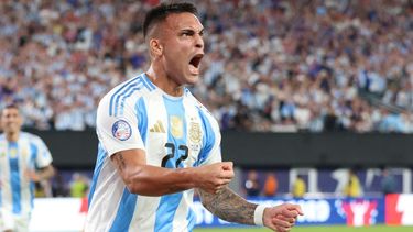 Argentina avanza en la difícil Copa América 2024.