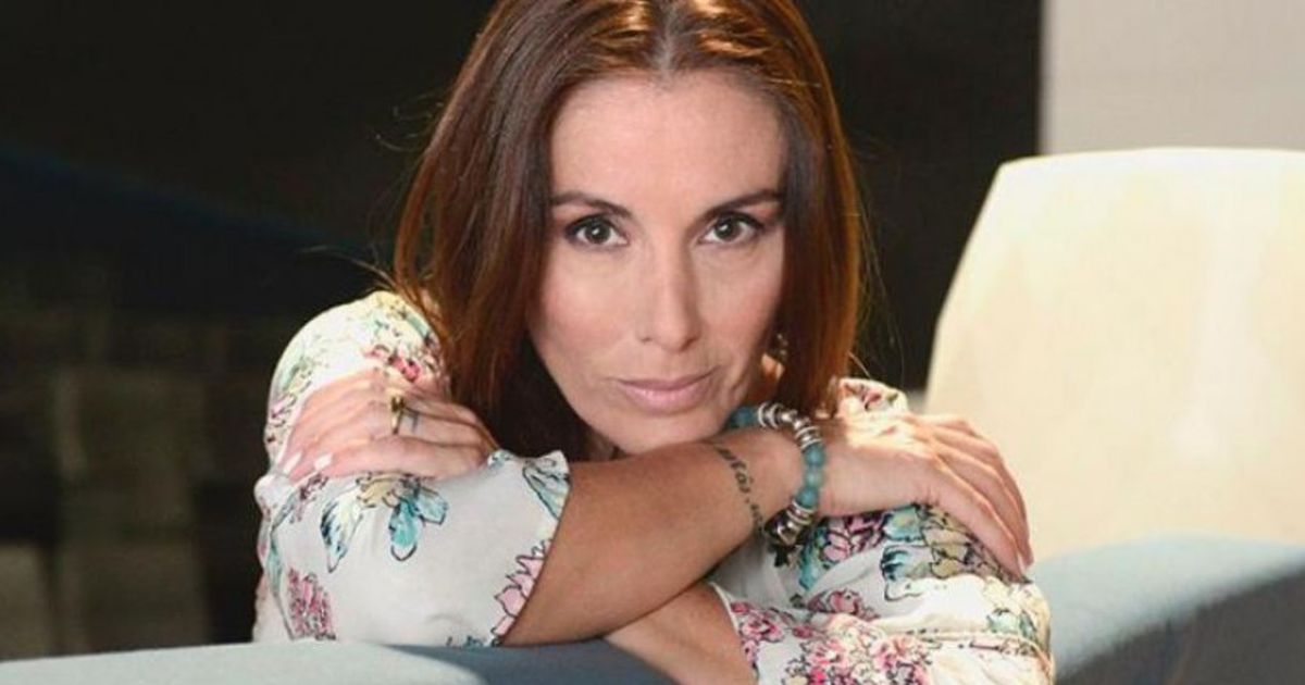 Viviana Saccone Debuta En Streaming Como Intérprete Al Cantar Uno Se Expone Así Mismo 9066