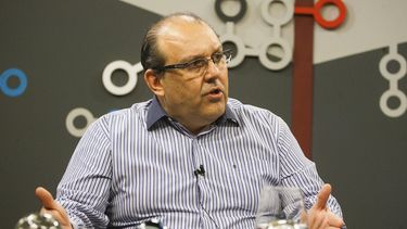 Con la incertidumbre económica es automática la retracción del consumo