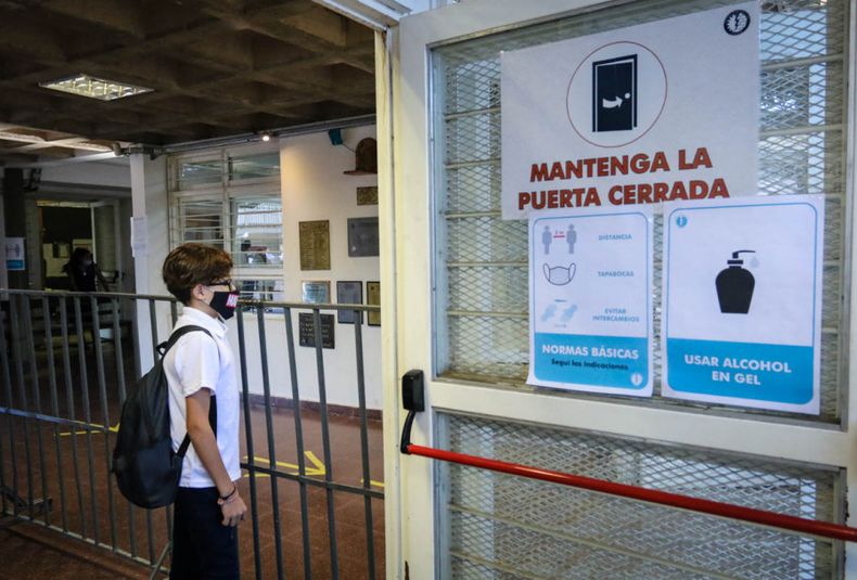 Primer dia de clases 2021, niños, colegio, escuela, protocolo, covid 19, coronavirus