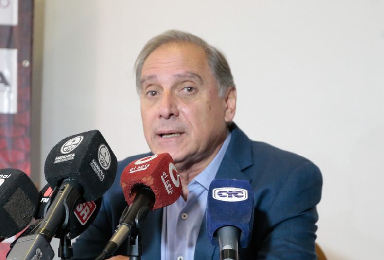 El Coordinador del Ministerio de Salud de Zona Sur, Abel Freidemberg.