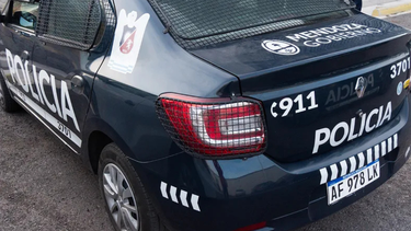 Las Heras: realizaba una conexión ilegal de luz, cayó de un poste y murió Las Heras: realizaba una conexión ilegal de luz, cayó de un poste y murió